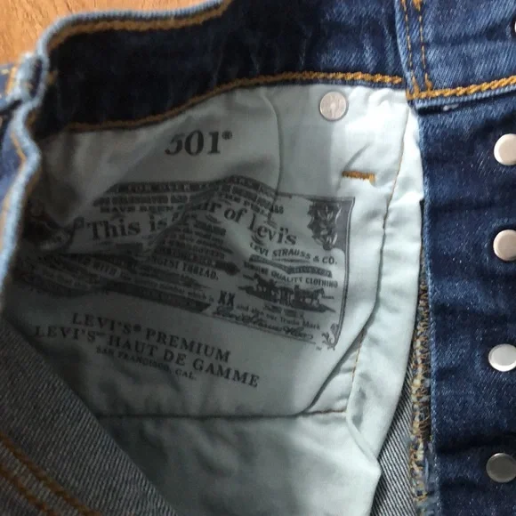 NWT Levi’s 501 High Rise Denim Shorts Size 25 - Picture 6 of 7